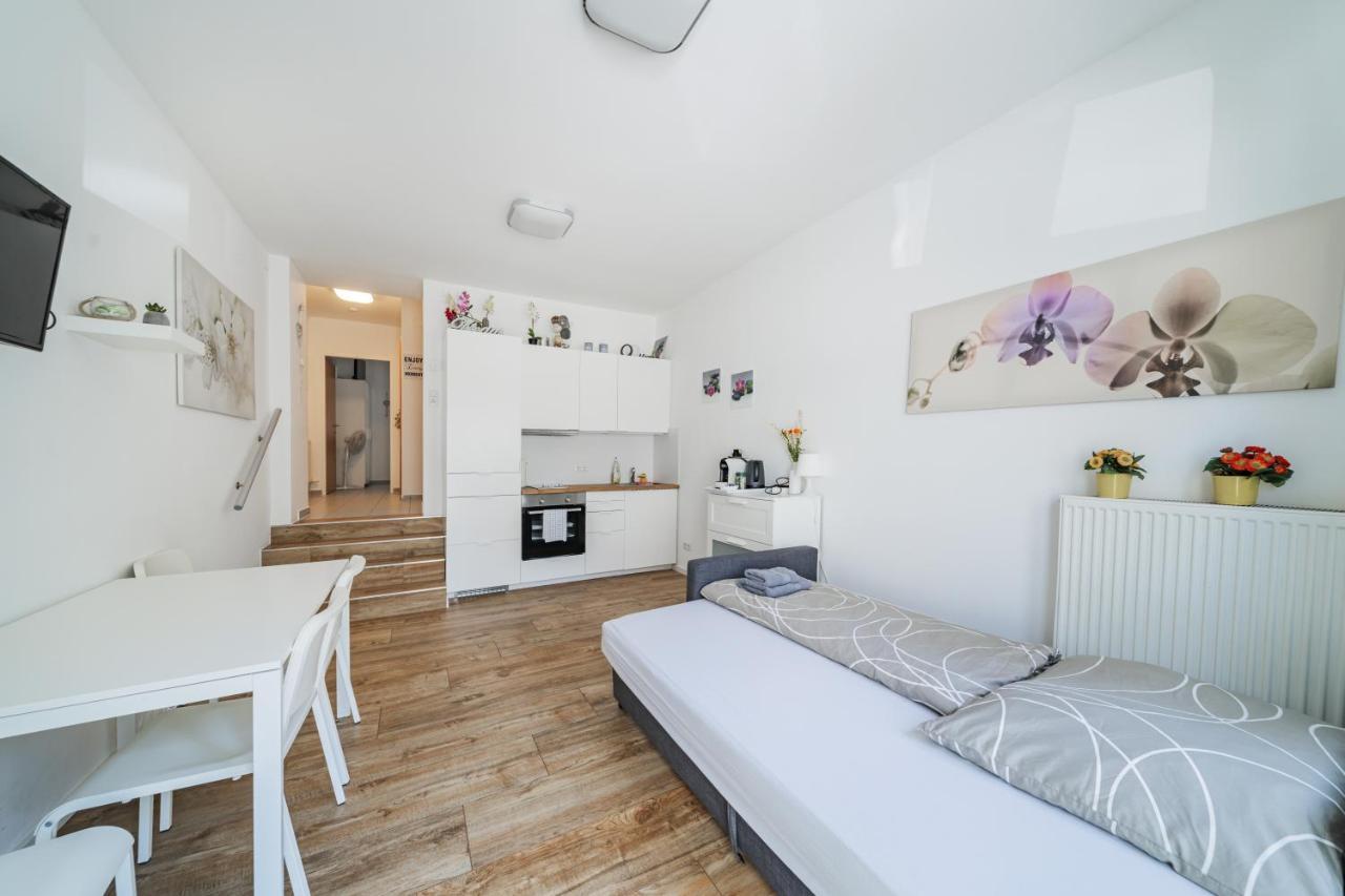Modernes Appartement Nahe U-Bahn Und Schoenbrunn Βιέννη Εξωτερικό φωτογραφία