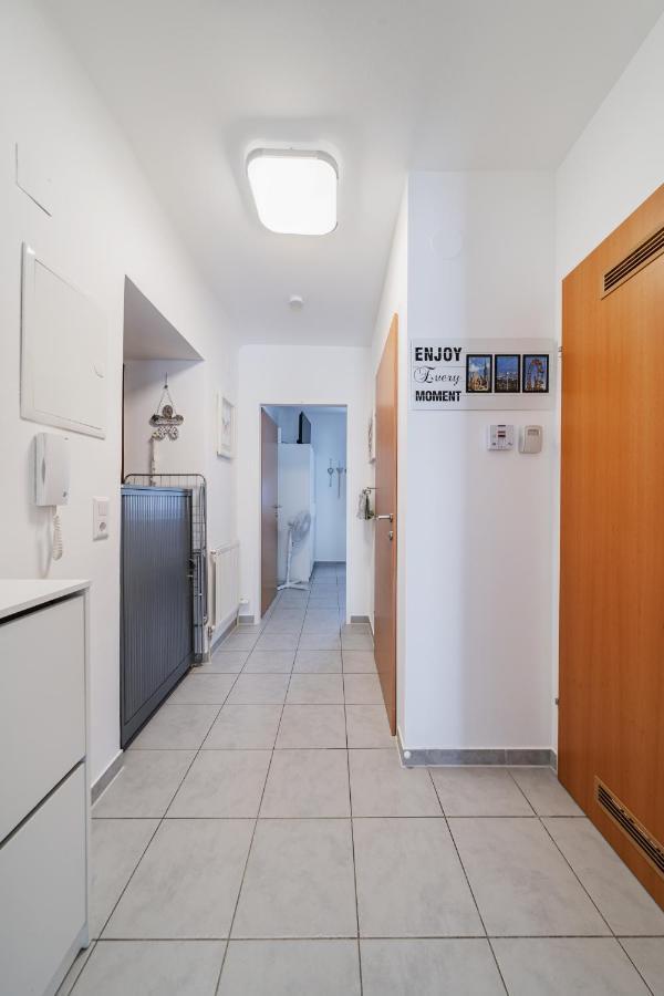 Modernes Appartement Nahe U-Bahn Und Schoenbrunn Βιέννη Εξωτερικό φωτογραφία